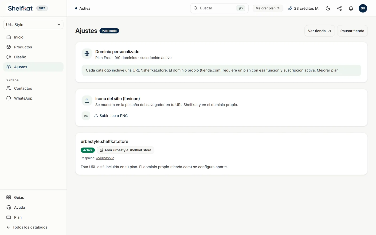 Página Dominio personalizado con el plan, el favicon y la dirección urbastyle.shelfkat.store activa